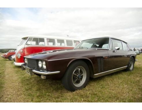 Matrix MX41002-093 JENSEN INTERCEPTOR SERIES II FF 1970 MAROON 1:43 Modellino