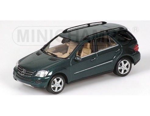 Minichamps PM400034500 MERCEDES M CLASS 2005 GREEN MET.1:43 Modellino