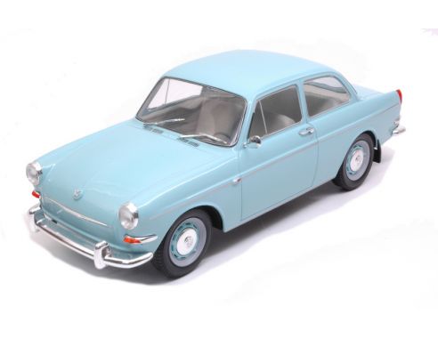 MODELCARGROUP MCG18091 VW 1500 S (TIPO 3) LIGHT BLUE 1:18 Modellino