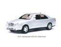 SunStar SS1170 MERCEDES E 320 (W210) 2001 SILVER 1:18 Modellino