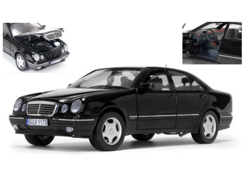 SunStar SS1173 MERCEDES E 320 (W210) 2001 BLACK 1:18 Modellino