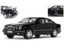 SunStar SS1173 MERCEDES E 320 (W210) 2001 BLACK 1:18 Modellino
