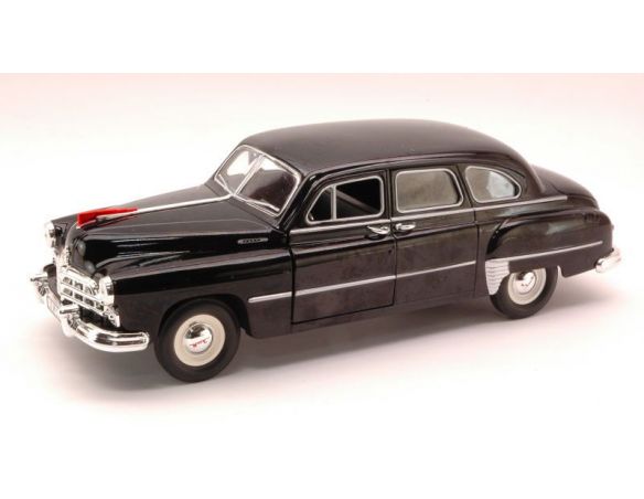 Hot Wheels LDC24212BK GAZ 12 (ZIM) 1950 BLACK 1:24 Modellino
