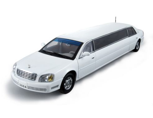 SunStar SS4232 CADILLAC DEVILLE LIMOUSINE 2002 WHITE 1:18 Modellino