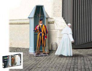 Revell RV02801 SWISS GUARD KIT 1:16 Modellino
