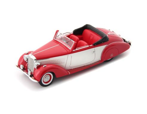 Autocult ATC05010 MERCEDES 230 CONVERTIBLE (W153) GRABER 1939 RED/WHITE 1:43 Modellino