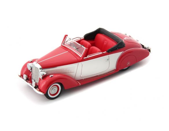 Autocult ATC05010 MERCEDES 230 CONVERTIBLE (W153) GRABER 1939 RED/WHITE 1:43 Modellino