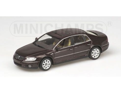 Minichamps 400051001 VW PHAETON 2002 MELANZANA  1/43 Modellino