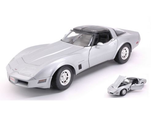 Welly WE12546S CHEVROLET CORVETTE COUPE' 1982 SILVER 1:18 Modellino
