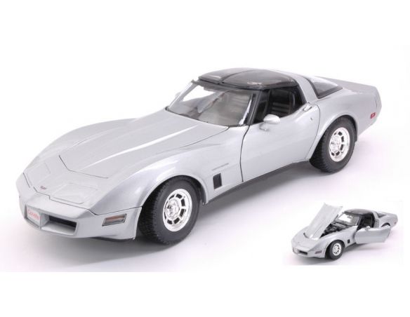 Welly WE12546S CHEVROLET CORVETTE COUPE' 1982 SILVER 1:18 Modellino