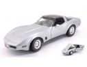 Welly WE12546S CHEVROLET CORVETTE COUPE' 1982 SILVER 1:18 Modellino
