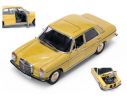 SunStar SS4572 MERCEDES STRIK 8 1968 SALOON SAHARA YELLOW 1:18 Modellino