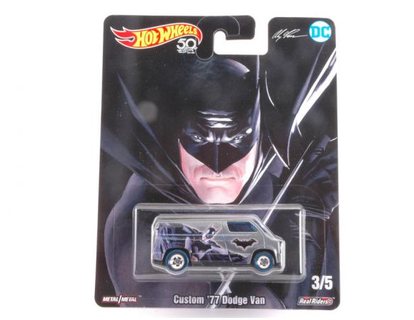 Hot Wheels HWDLB45-3 POP CULTURE BATMAN & SUPERMAN CUSTOM 1977 DODGE VAN 1:64 Modellino