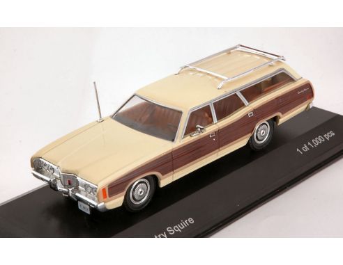 White Box WB291 FORD LTD COUNTRY SQUIRE LIGHT YELLOW/WOOD OPTICS 1:43 Modellino