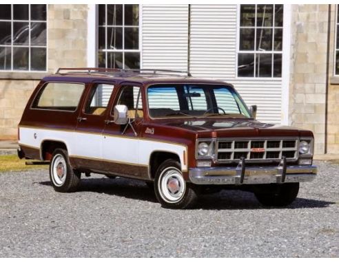 Matrix MX20302-372 CHEVRLOET SUBURBAN 1974 MET.BROWN 1:43 Modellino