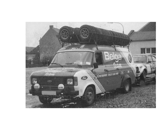 Ixo model RAC271X FORD TRANSIT MKII 1979 BELGA TEAM RALLY ASSISTANCE 1:43 Modellino