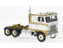 Neo Scale Models NEO44868 REO TRUCK 1974 WHITE/GOLD 1:43 Modellino