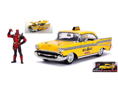 JADA TOYS JADA30290 DEADPOOL W/1957 TAXI CHEVY BEL AIR YELLOW 1:24 Modellino