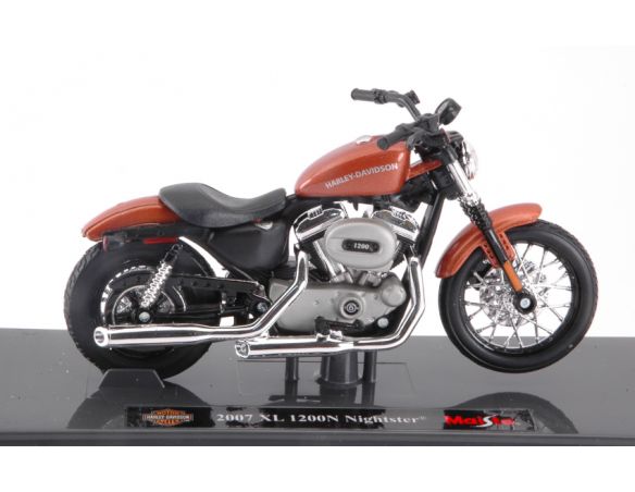 Maisto MI18863 HARLEY DAVIDSON XL 1200N NIGHTSTER 2007 1:18 Modellino