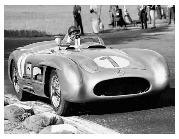 Matrix MXR41302-013 MERCEDES 300 SLR N.10 WINNER GP SWEDEN 1955 J.M.FANGIO 1:43 Modellino