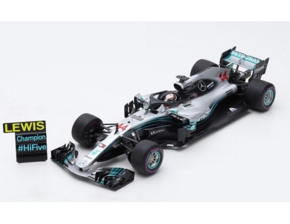 Spark Model S18355 MERCEDES W09 L.HAMILTON 2018 N.44 FORMULA ONE WORLD CHAMPION 1:18 Modellino