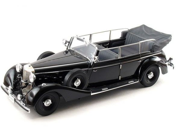 Signature Models 18135 MERCEDES BENZ770K CABRIOLET 1938 1:18 Scatola rovinata