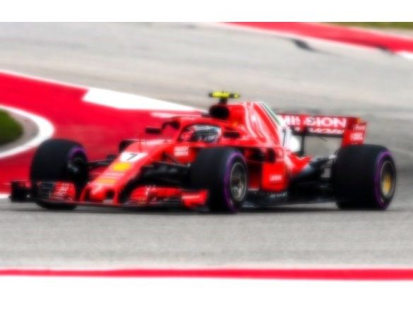 Looksmart LS18F1018 FERRARI SF71H K.RAIKKONEN 2018 N.7 WINNER US GP 1:18 Modellino