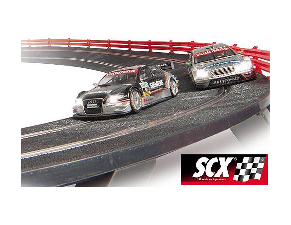 SCX 88680 Accessori Pista Curva Inclinata 1:32 Racing System Scatola Rovinata SCX 88680 Accessori Pista Curva Inclinata 1:32 Racing System Scatola Rovinata