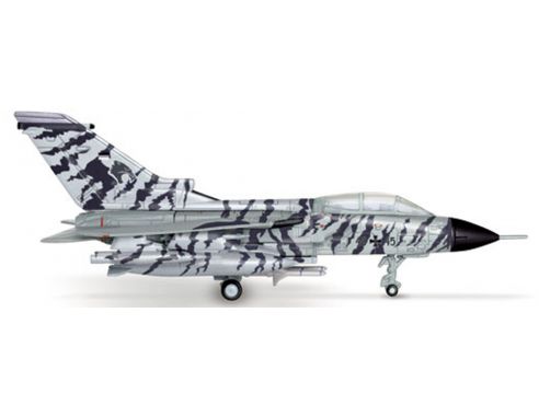 Herpa 552172 Luftwaffe JaBoG 32 Panavia Tornado ECR "Lechfeld Tigers" 1:200