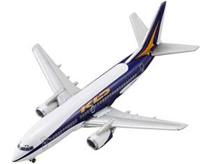 Herpa 561860 KD Avia Boeing 737-300 1:400 Aereo Modellino