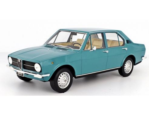 Ixo model LM097-2 ALFA ROMEO ALFETTA 1.6 1975 GREEN 1:18 Modellino