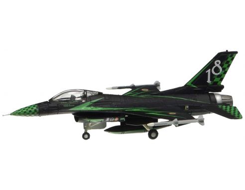 Herpa 554299 Italian Air Force AMI Lockheed Martin F16A Fighting Falcon 37 1:200