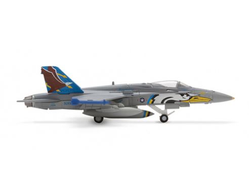 Herpa 552509 US Navy VF-82 McDonnell Douglas F/A-18C Hornet "Marauders" 1:200