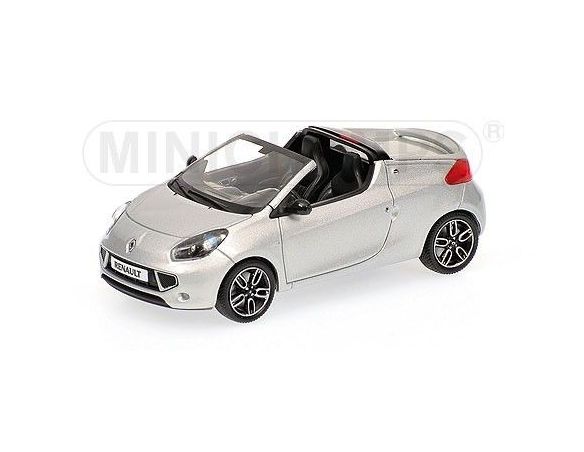 PMA 1 43 Renault Window 2010 Silver | eBay