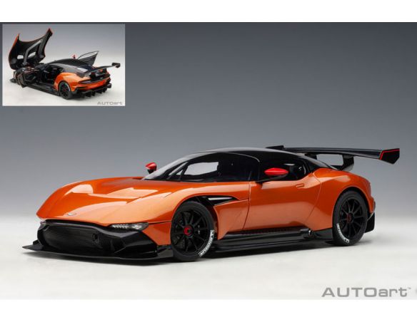Auto Art / Gateway AA70264 ASTON MARTIN VULCAN 2015 MADAGASCAR ORANGE 1:18 Modellino