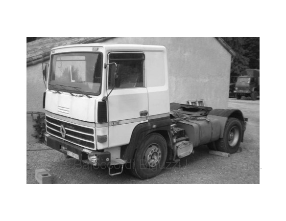 Ixo model TR033 RENAULT R310 TURBOLINER 1986 WHITE 1:43 Modellino