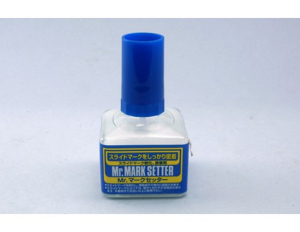 Gunze GUMS232 ACCOLLANTE PER DECALS 40 ml Modellino