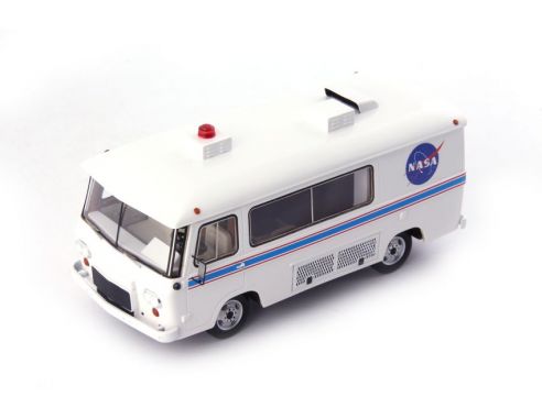 Autocult ATC10006 CLARK CORTEZ ASTRONAUT VAN NASA APOLLO 11 1969 1:43 Modellino