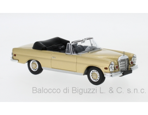 Ixo model CLC315N MERCEDES 280SE (W111) 3.5 1969 MET.GOLD 1:43 Modellino