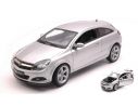 Welly WE12563S OPEL ASTRA GTC 2005 SILVER 1:18 Modellino