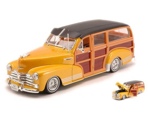 Welly WE22083LGD CHEVROLET FLEETMASTER 1948 GOLD-WOOD-BLACK 1:24 Modellino
