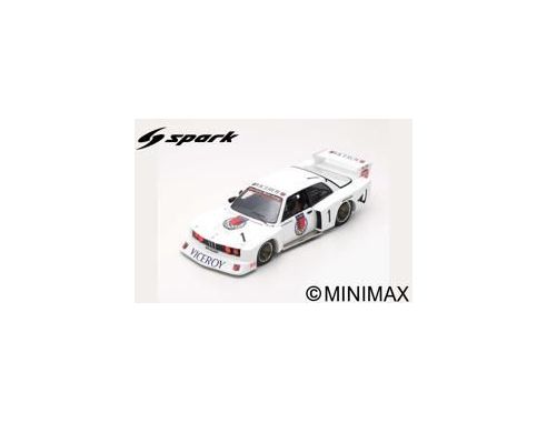 Spark Model S18MC81 BMW 320 N.1 GR5 WINNER MACAU GUIA RACE 1981 MANFRED WINKELHOCK 1:18 Modellino