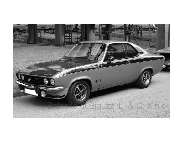 Ixo model CLC332N OPEL MANTA A GT/E DARK GREEN 1:43 Modellino