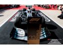 Spark Model S6099 MERCEDES F1W10 L.HAMILTON 2019 N.44 USA GP SPECIAL PLATFORM W/PIT BOARD Modellino