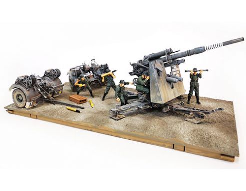 FORCES OF VALOR FOR801008A DIV.SET GERMAN 8.8 cm FLUGABWEHRKANONE 36/37 GUN 1:32 Modellino