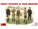 MINIART MIN35027 SOVIET OFFICERS AT FIELD BRIFING KIT 1:35 Modellino