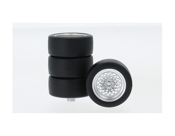 NEO SCALE MODELS NEO18320 SET 4 GOMME CON CERCHI TUNING SILVER 1:18 Modellino