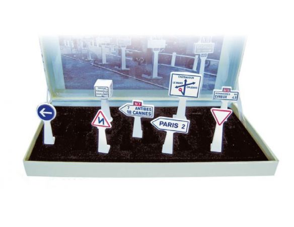 NOREV NVAV4109 SEGNALI STRADALI BOX OF 8 TRAFFIC SIGNS 1:43 Modellino