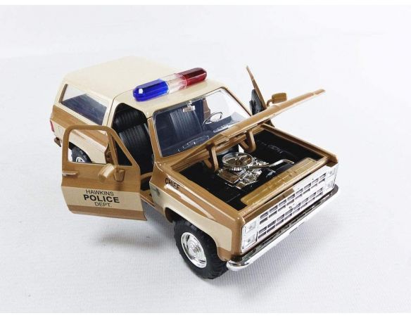 JADA 31111 Stranger Things  Hopper's Chevy K5 Blaze del 1980 1:24 Modellino