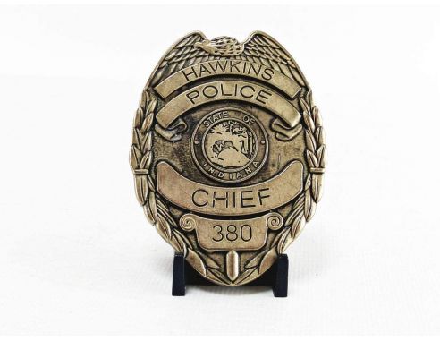 JADA 31111 Stranger Things  Hopper's Chevy K5 Blaze del 1980 1:24 Modellino